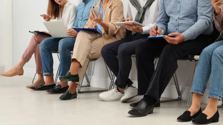 Varias comunas porteñas serán sede de  la Expo Empleo Barrial