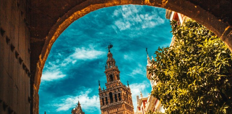 “Más España que España”: patrimonio migratorio y continuidad arquitectónica en el paisaje porteño